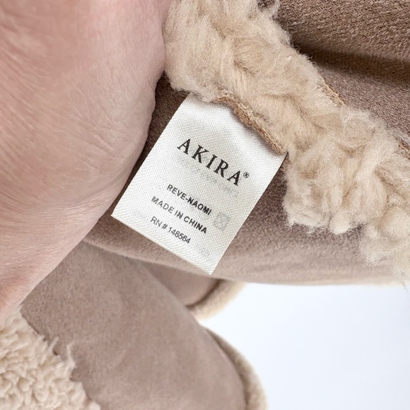 AKIRA REVE BORG TRENCH COAT - Picture 15 of 16